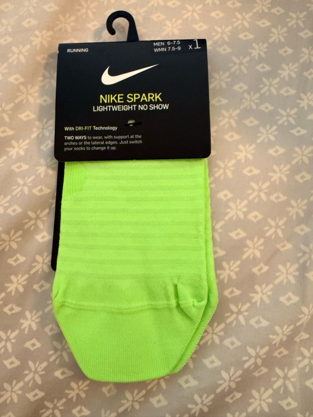 Nike Spark Lightweight No-Show Socks - Neon Green